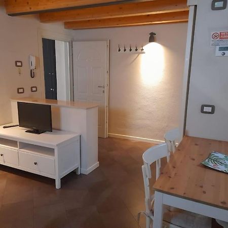 Ferienwohnung Iseo Loft - Comfort In Downtown Exterior foto