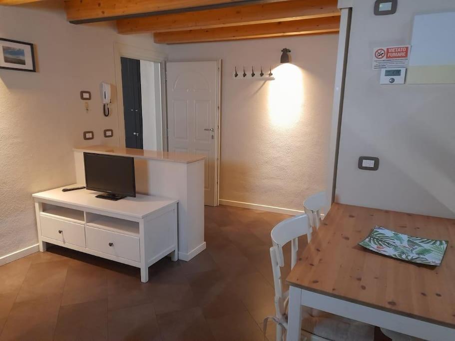 Ferienwohnung Iseo Loft - Comfort In Downtown Exterior foto
